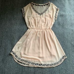 Light pink Lush dress with geometric trim